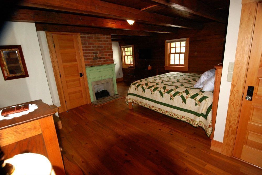 Silver Lake Bed And Breakfast (Adults Only) Harrisonburg Bagian luar foto